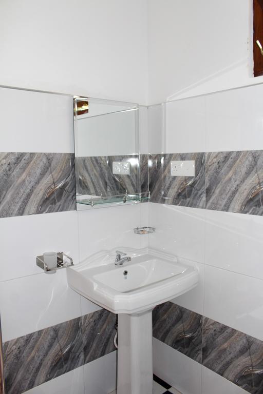 Отель Orchid Rest Мирисса Экстерьер фото